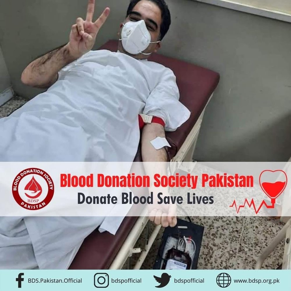 A donor mid-donation